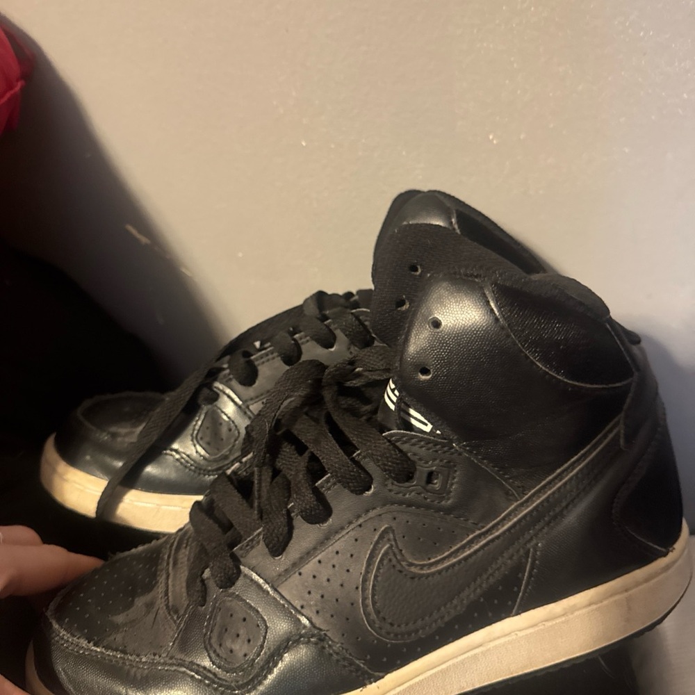 Nike Black Knit Sneakers